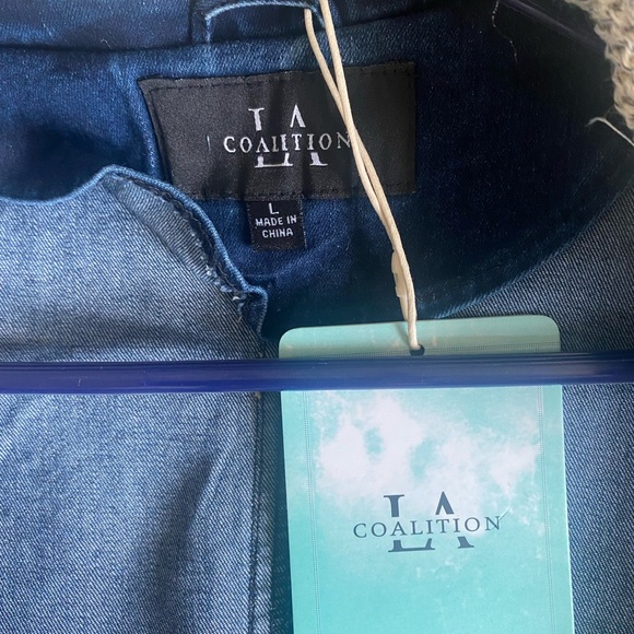 LA‎ Coalition Jean jacket - Picture 2 of 3